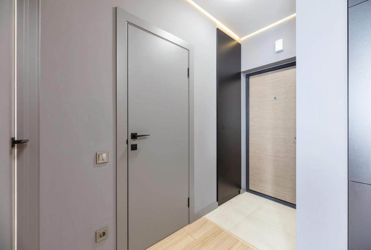 Fayna Town - Loft Black - Nyvky Kiew Exterior foto