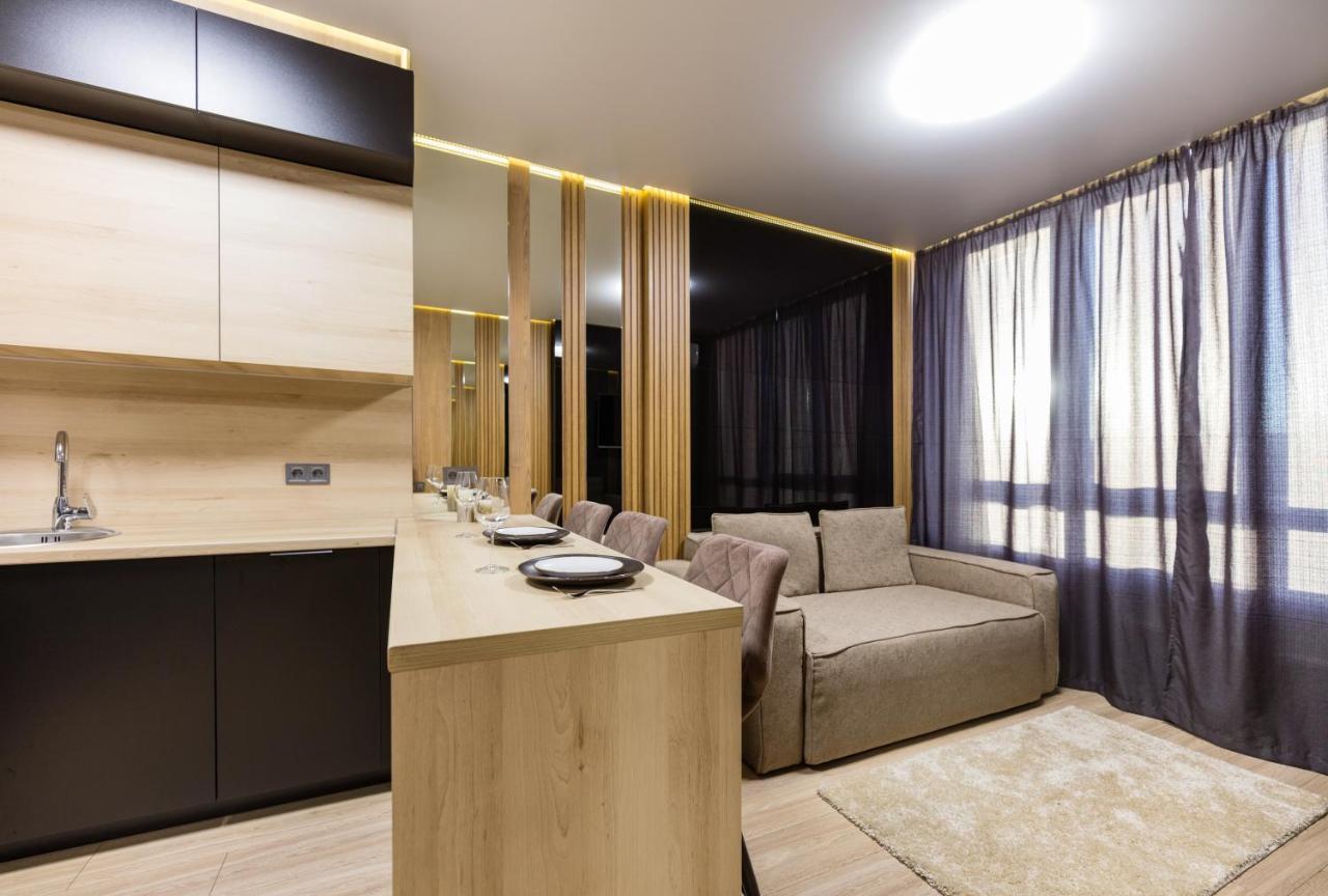 Fayna Town - Loft Black - Nyvky Kiew Exterior foto