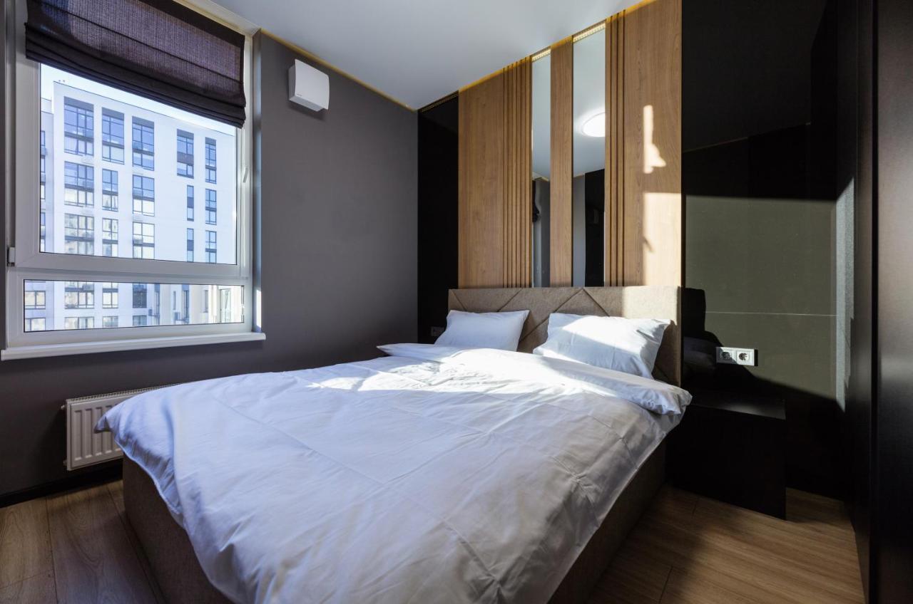 Fayna Town - Loft Black - Nyvky Kiew Exterior foto